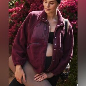 Hatch maternity x Fp movement fleece jacket medium maroon hit the slopes
